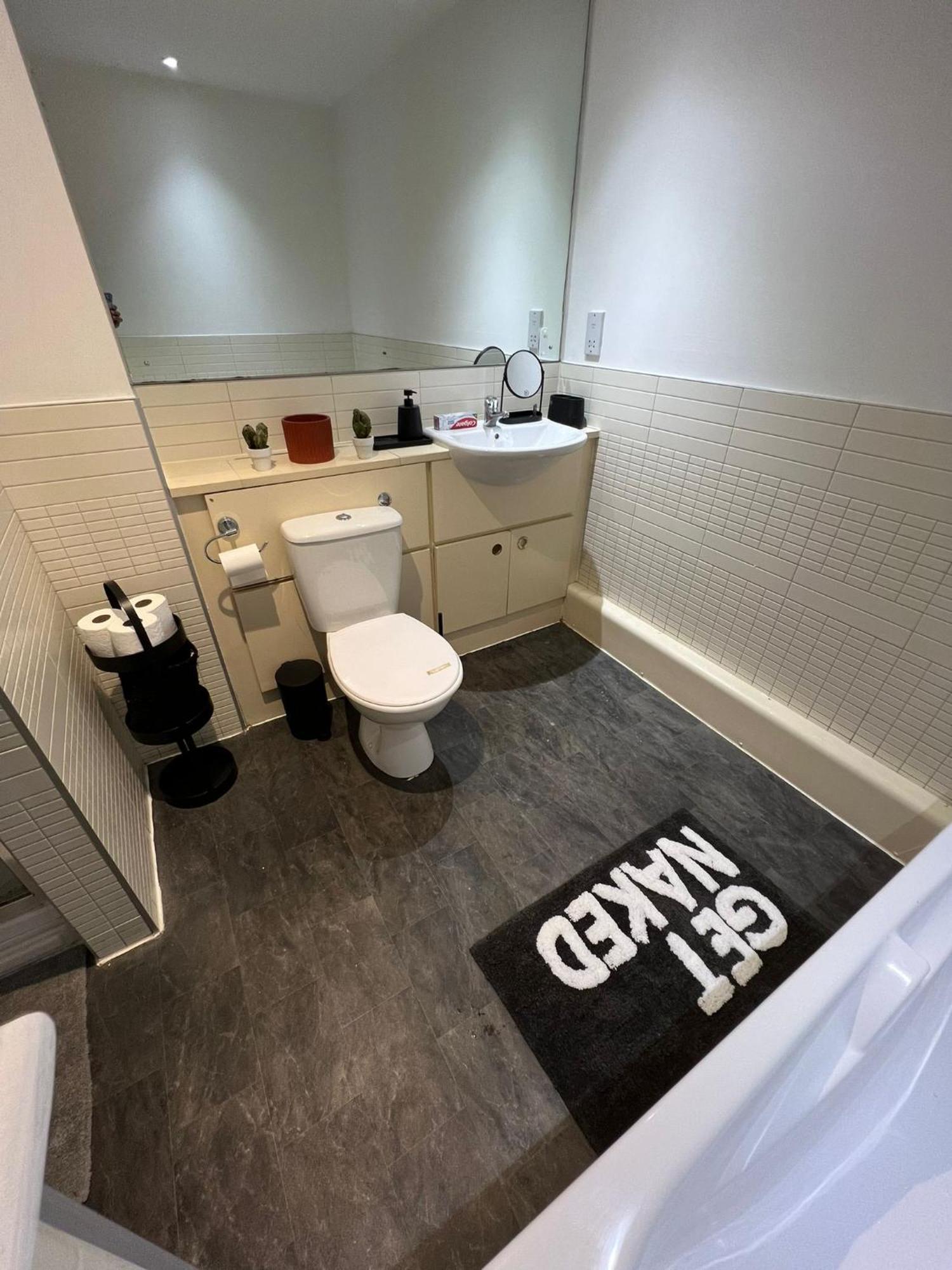 Pleasant Stay Apart Liverpool Extérieur photo